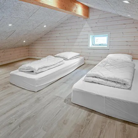 3 Bedroom Pet Friendly In